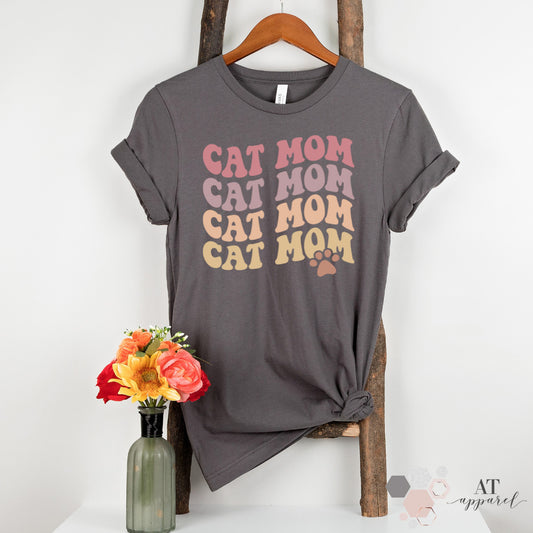 Colorful Cat Mom Tee in Asphalt